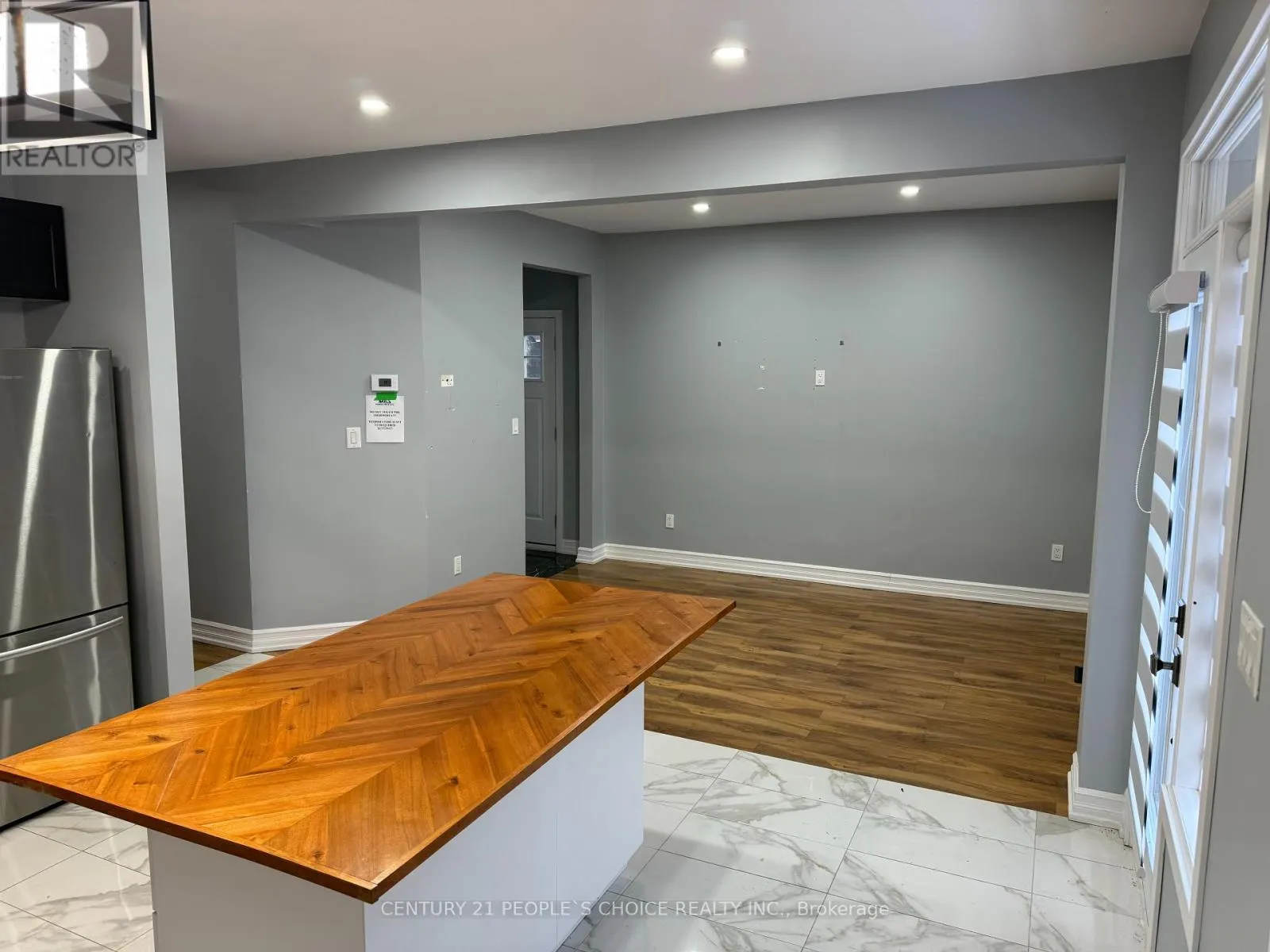 280 CAMBRIDGE ROAD W