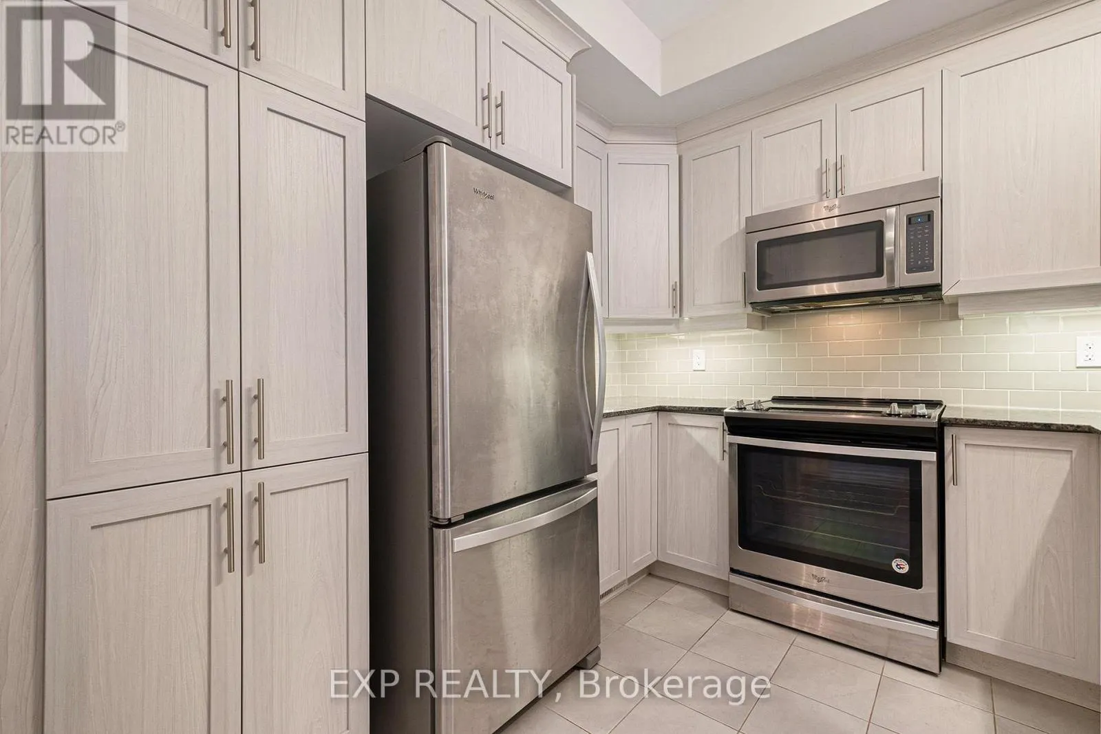 274 PEMBINA PRIVATE