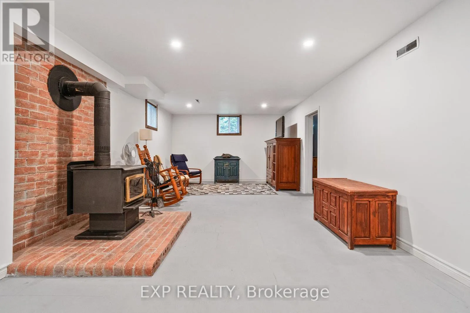 751 PATTEE ROAD