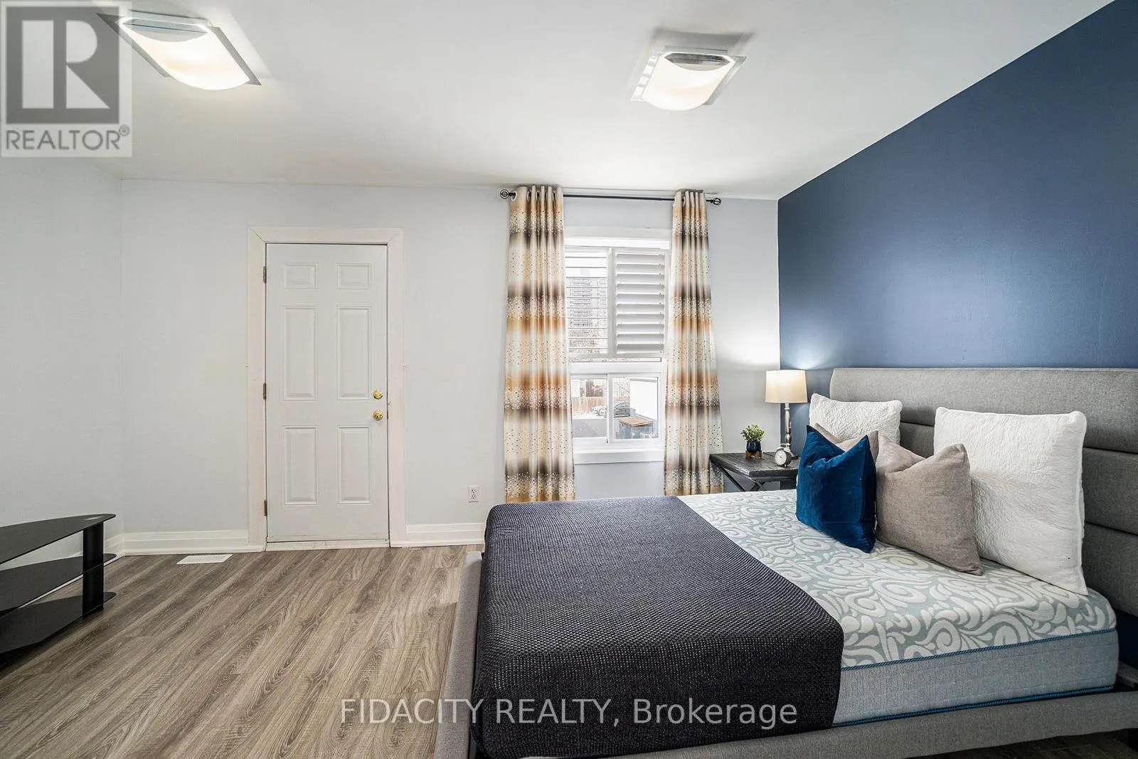 640 SOMERSET STREET W