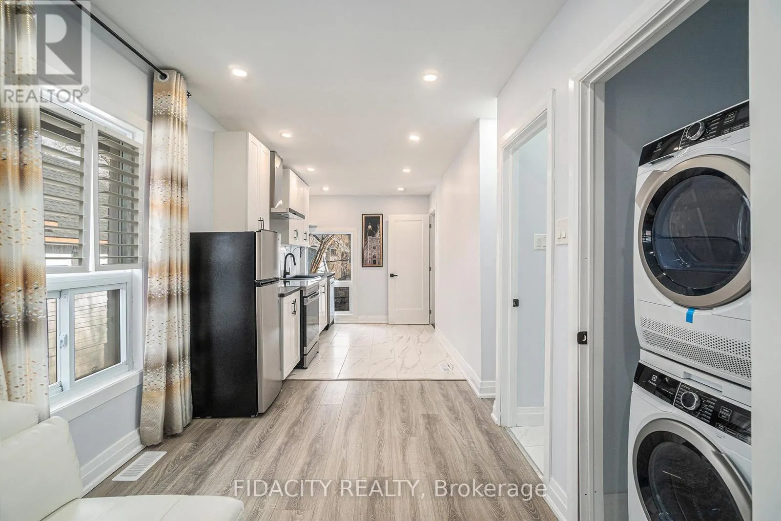 640 SOMERSET STREET W