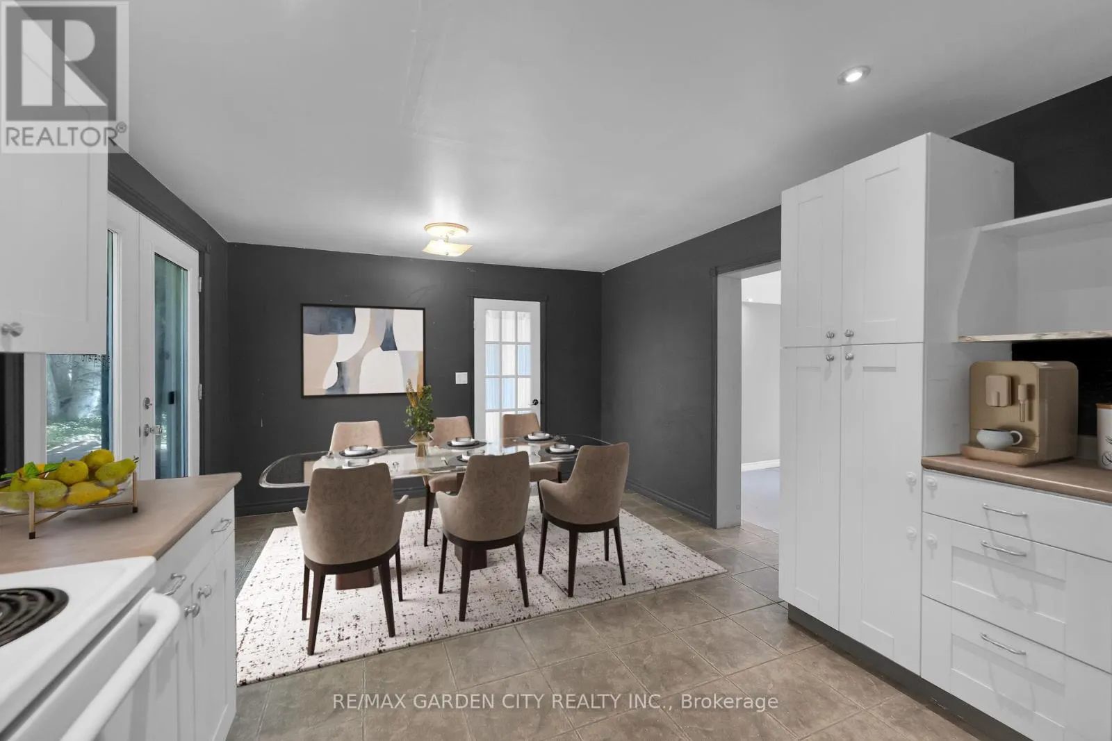 126 MOUNTAIN ROAD