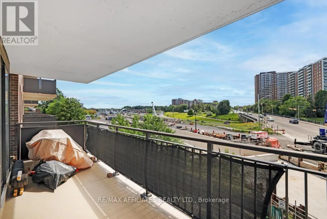304 - 1190 RICHMOND ROAD