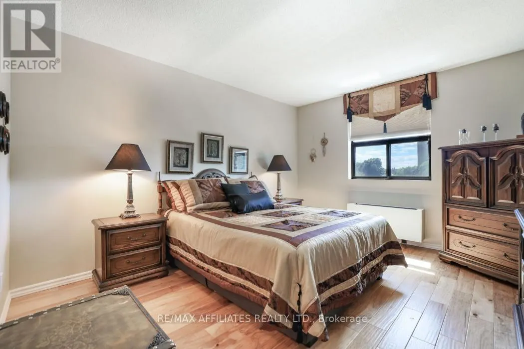 304 - 1190 RICHMOND ROAD