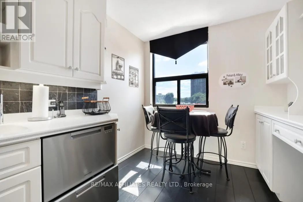 304 - 1190 RICHMOND ROAD