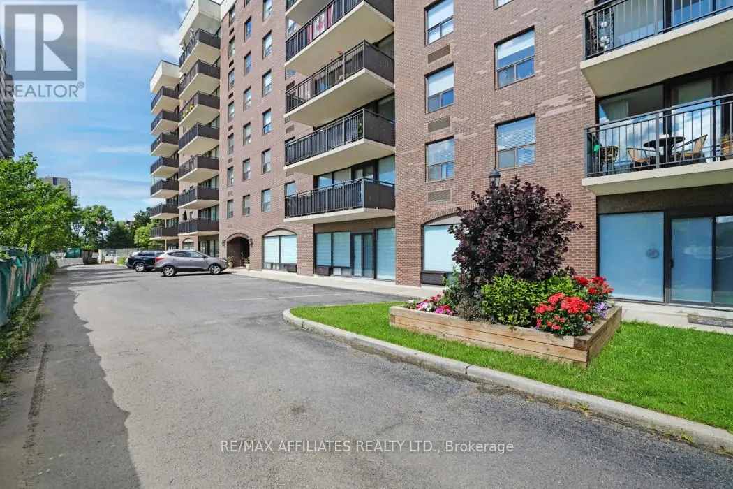 304 - 1190 RICHMOND ROAD