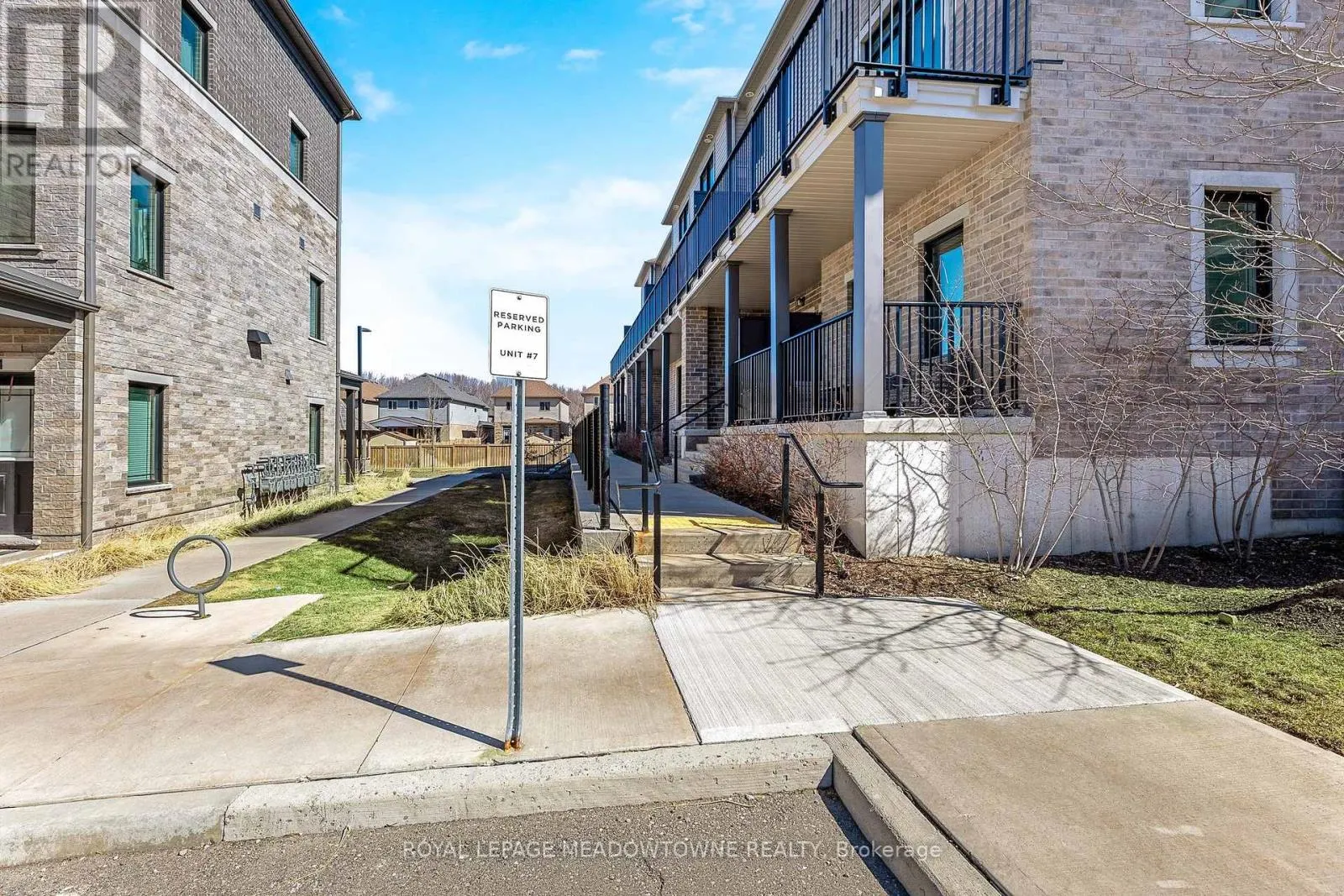 7 - 107 WESTRA DRIVE