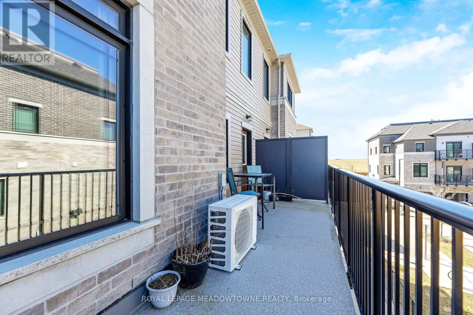 7 - 107 WESTRA DRIVE