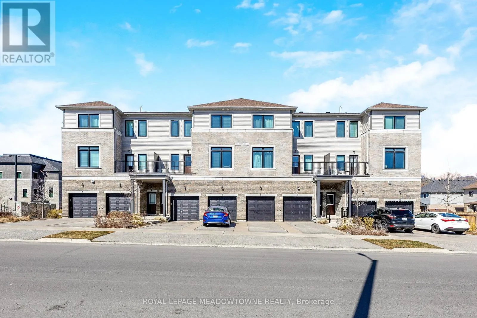 7 - 107 WESTRA DRIVE
