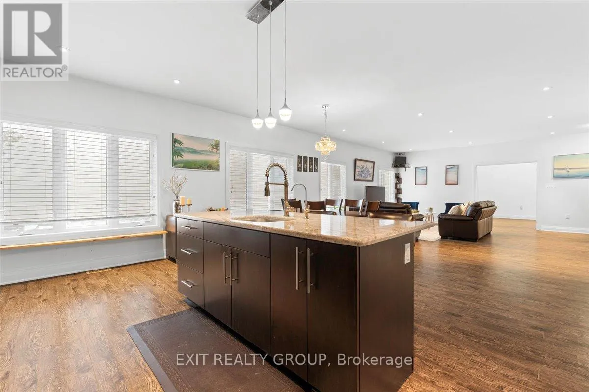 90 TIMBERLAND DRIVE
