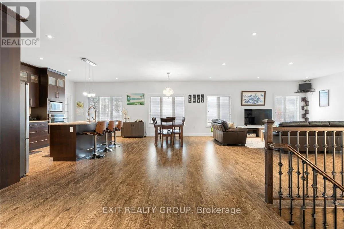 90 TIMBERLAND DRIVE