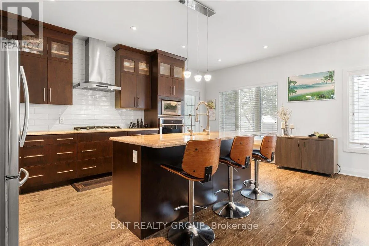 90 TIMBERLAND DRIVE