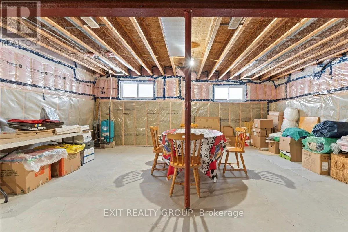 90 TIMBERLAND DRIVE