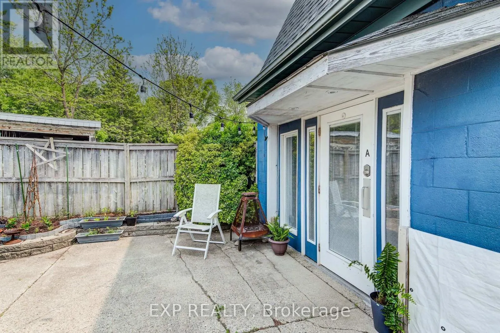 1023 MAPLE LEAF STREET