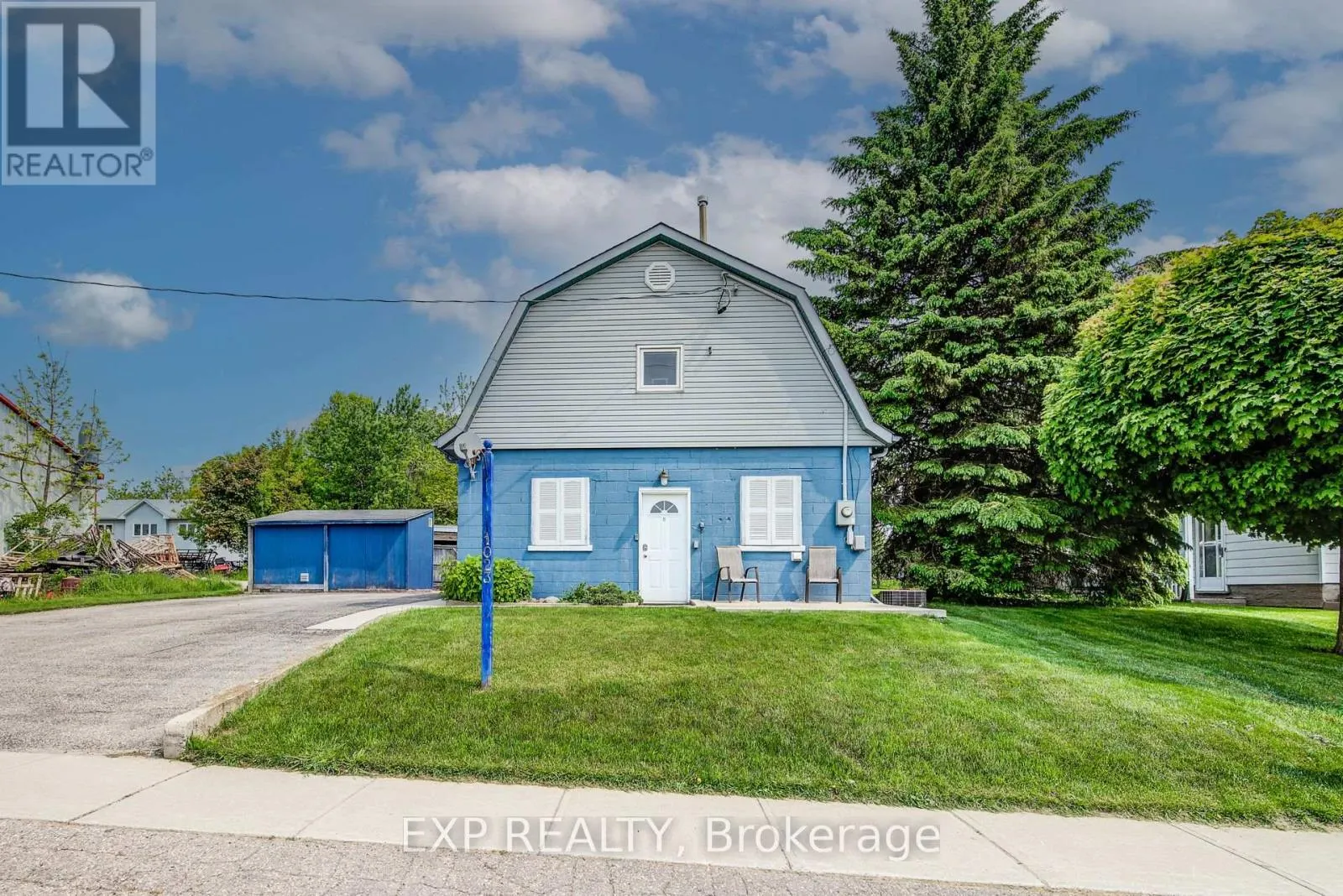 1023 MAPLE LEAF STREET