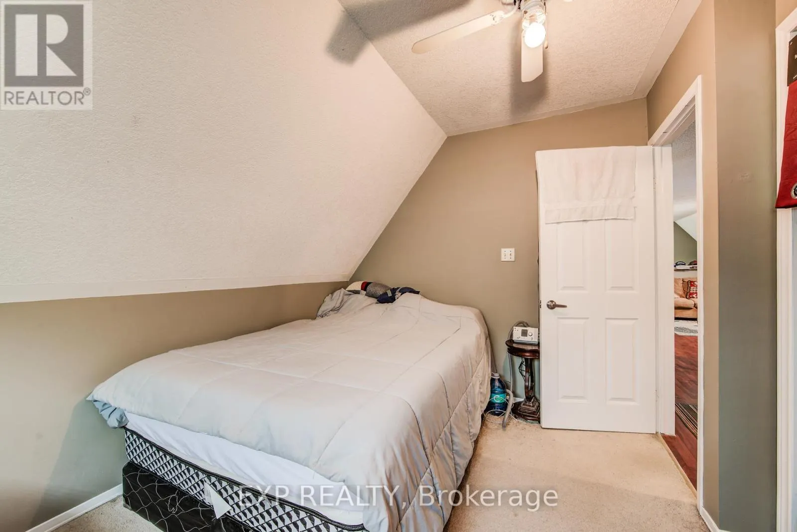 1023 MAPLE LEAF STREET