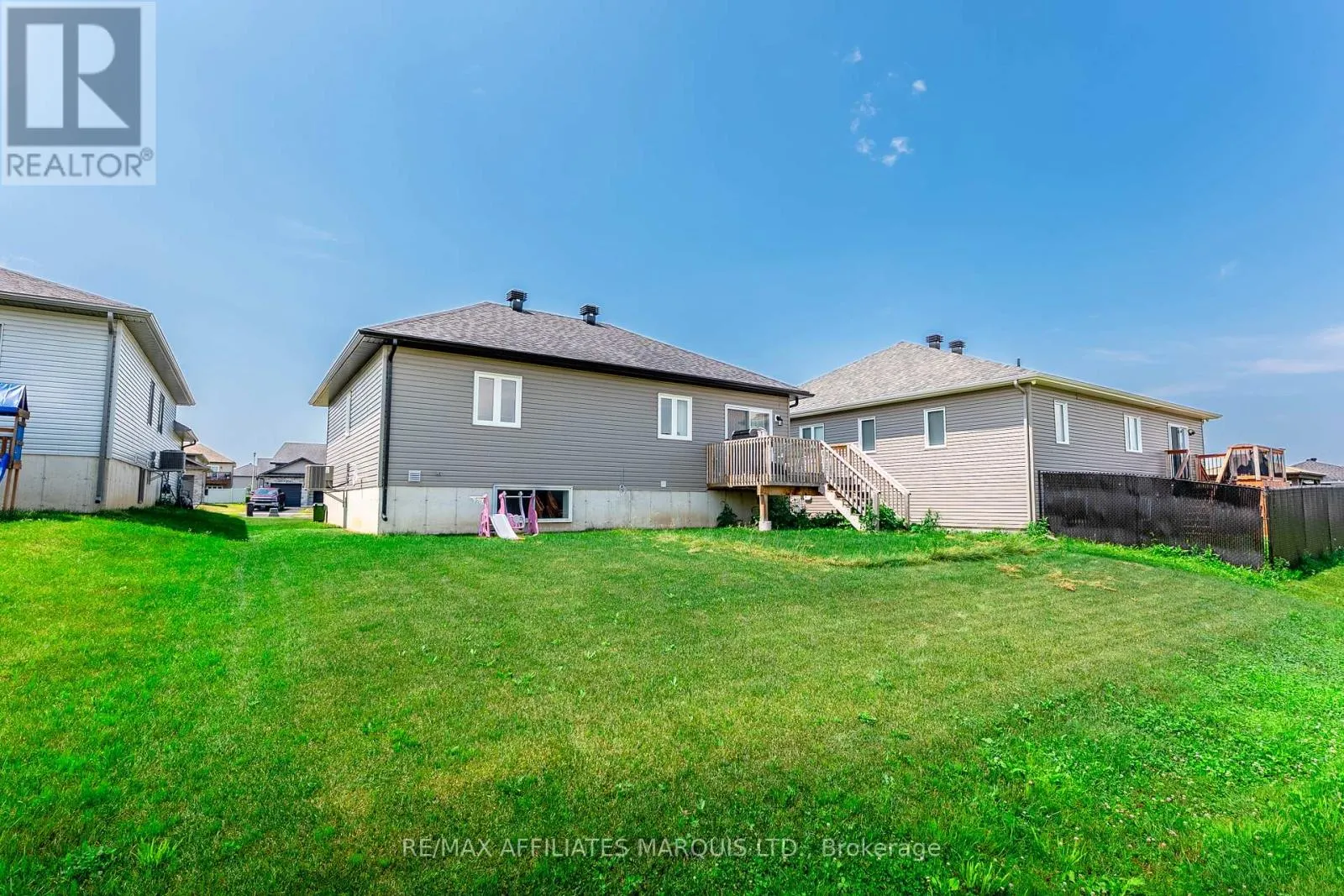269 GILLIS AVENUE