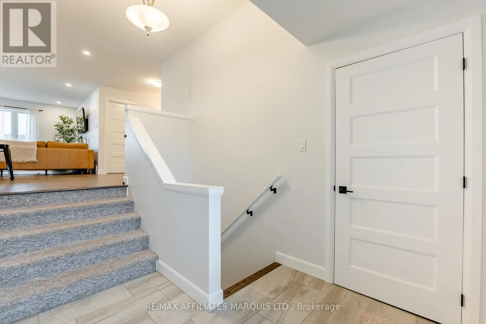 269 GILLIS AVENUE