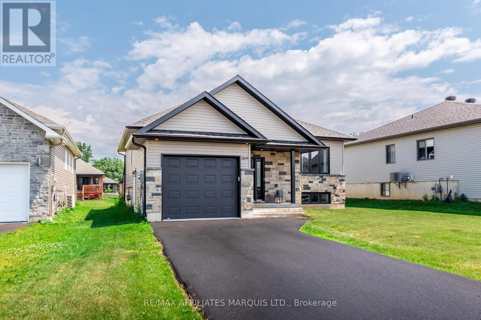 269 GILLIS AVENUE