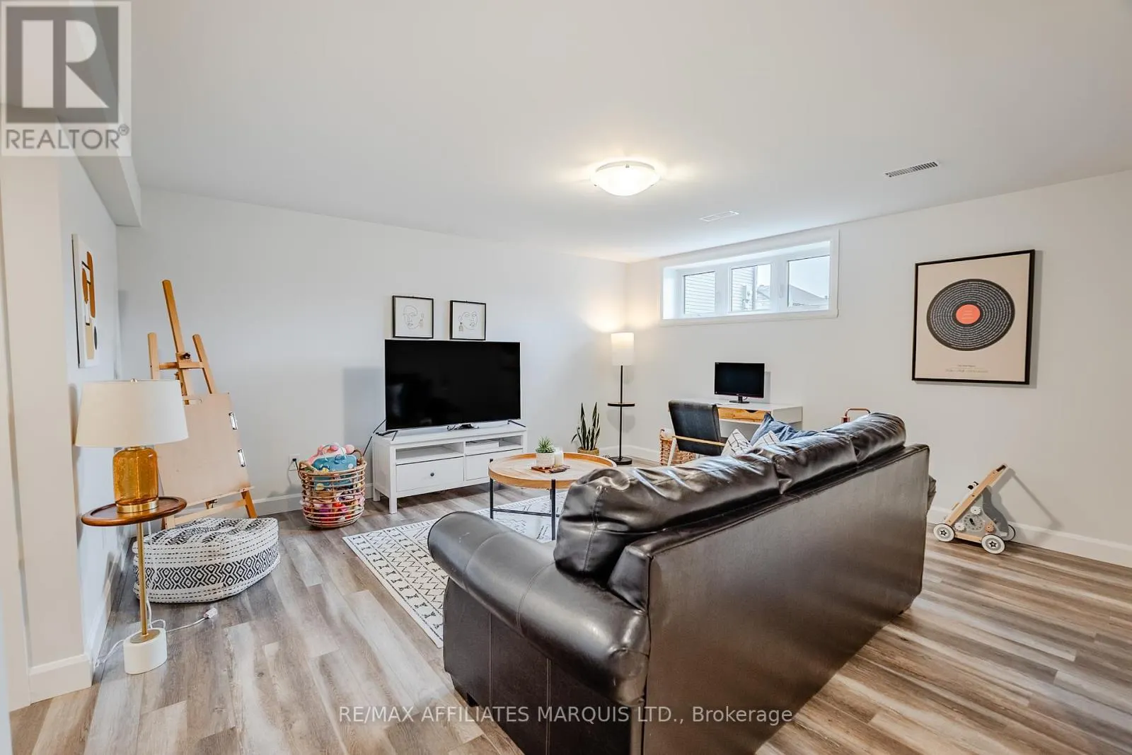 269 GILLIS AVENUE