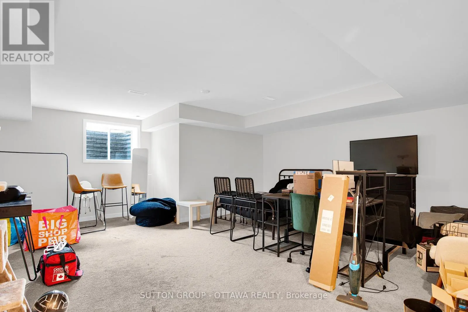 737 ACAI WAY