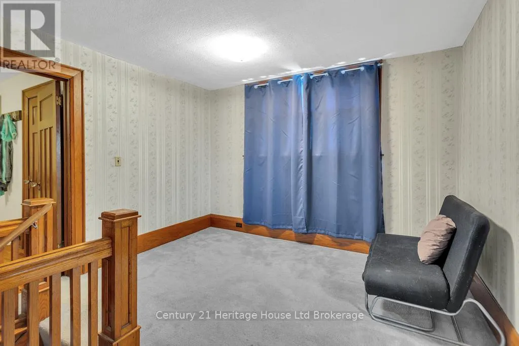 48 BROCK STREET W