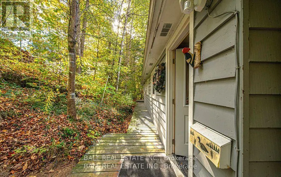 2374 JULIA SHORE ROAD E