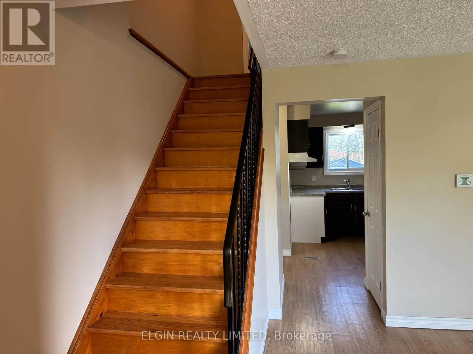 36 VANIER PLACE