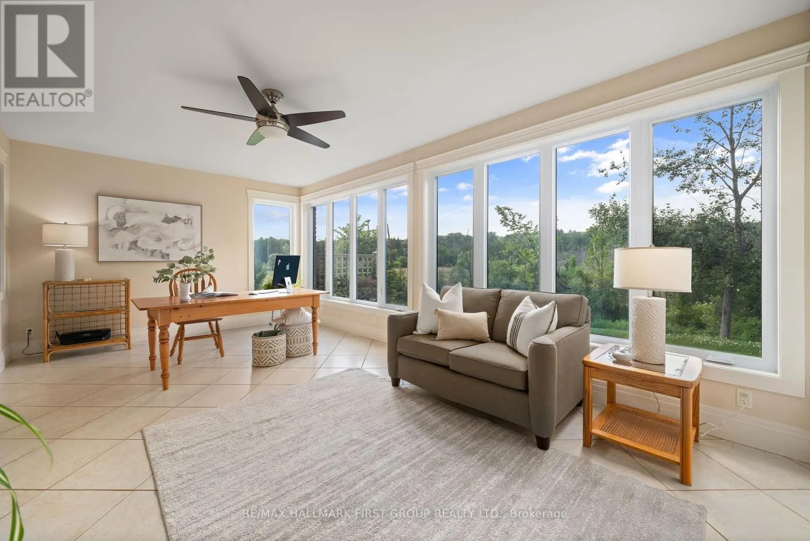22 ROSSLYN DRIVE