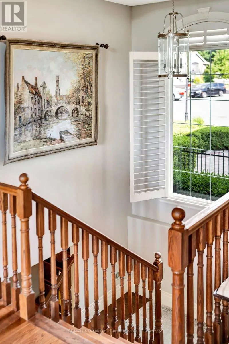 22 ROSSLYN DRIVE