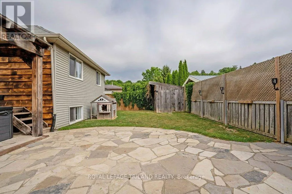 307 FRANCES STREET