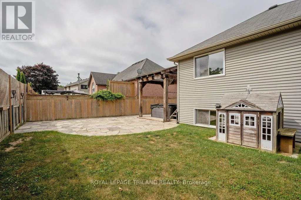 307 FRANCES STREET