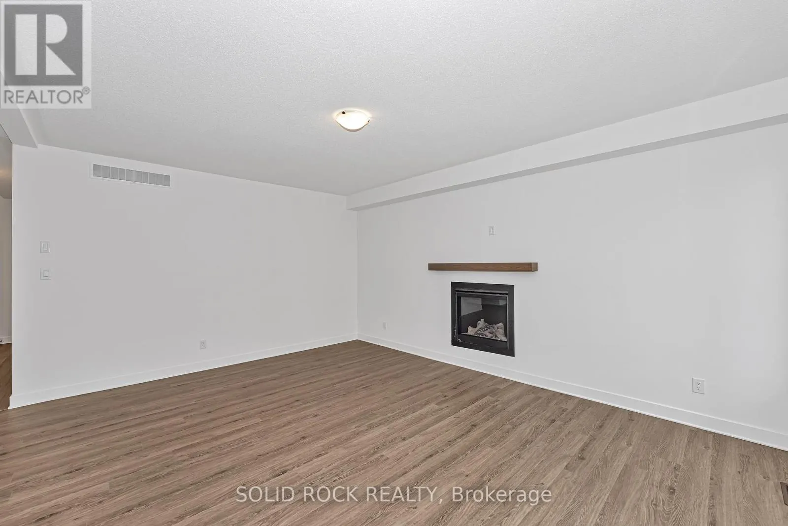 92 ESBAN DRIVE
