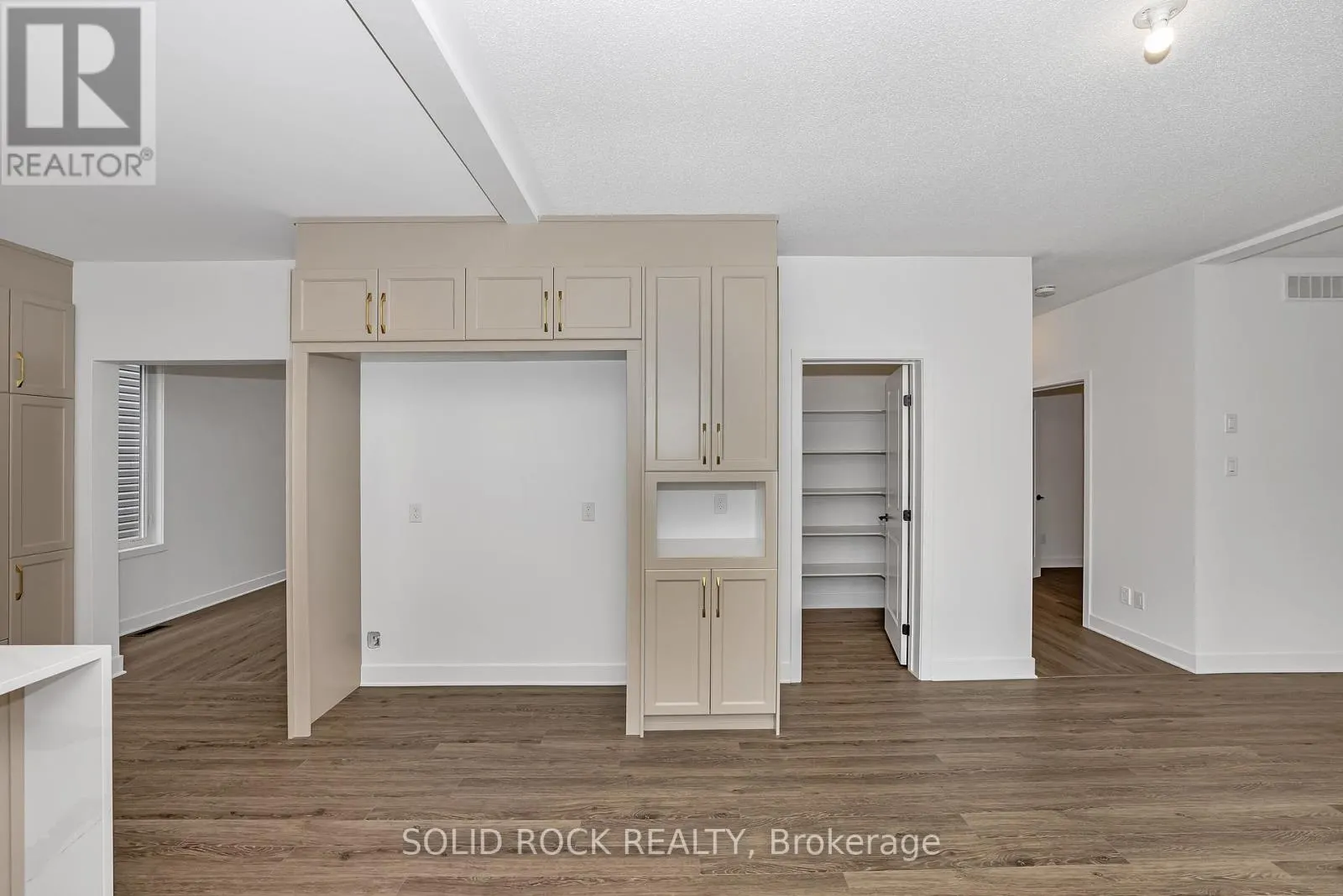 92 ESBAN DRIVE