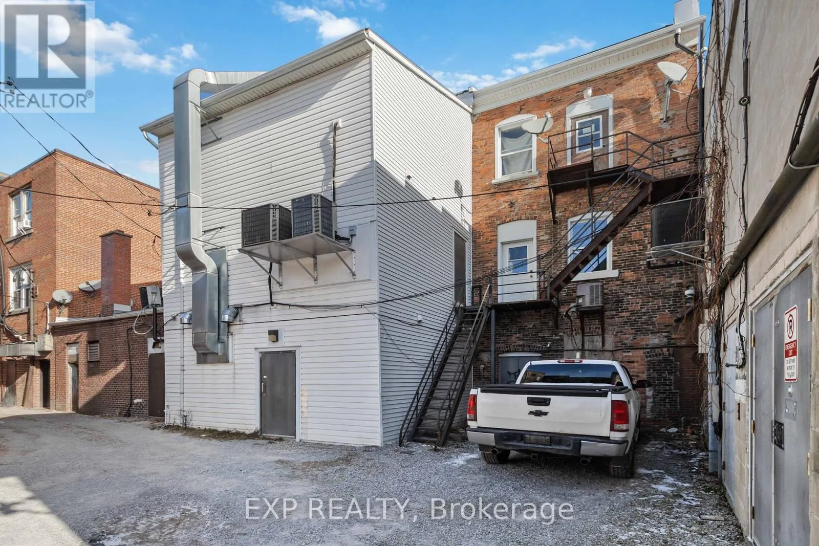 UPPER - 14 NORFOLK STREET S