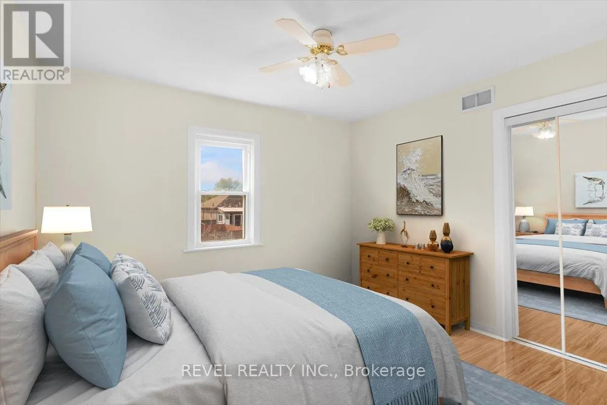 233 NORMANHURST AVENUE