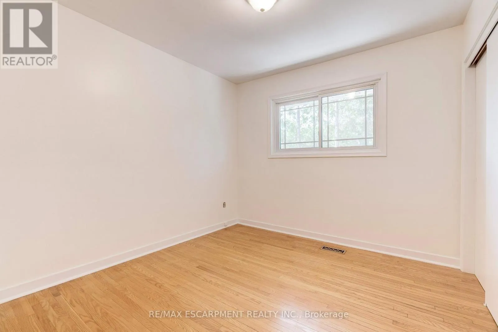 224 GLENHOLME AVENUE