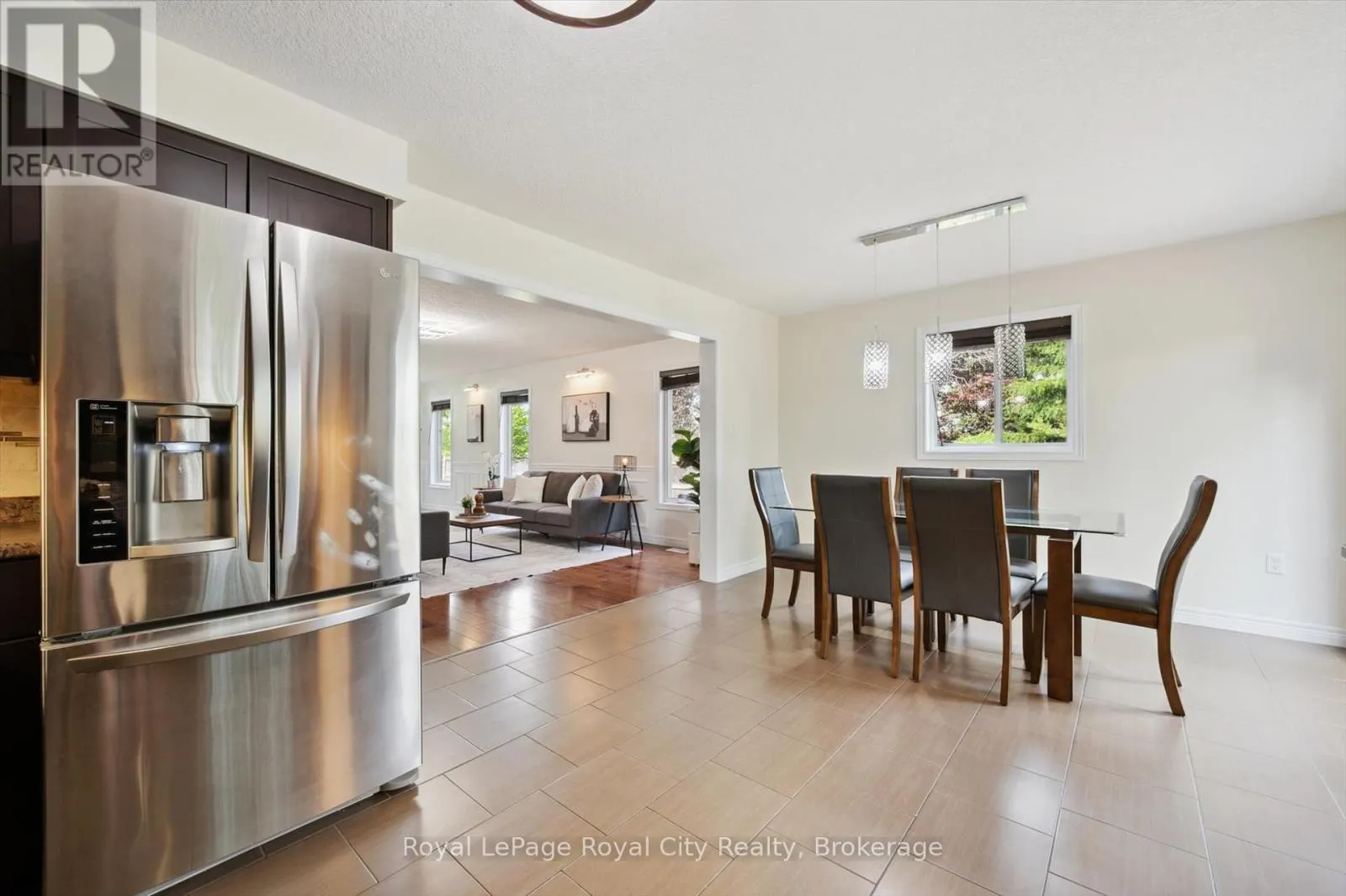 17 - 355 MACALISTER BOULEVARD, #17