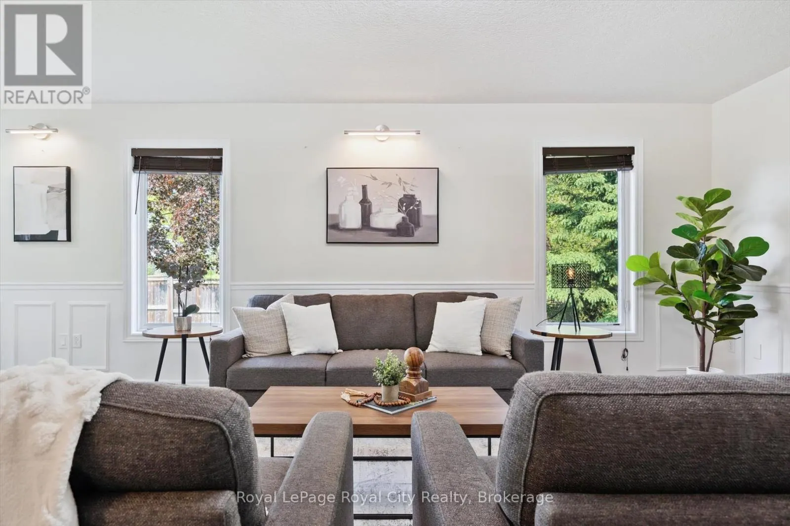 17 - 355 MACALISTER BOULEVARD, #17