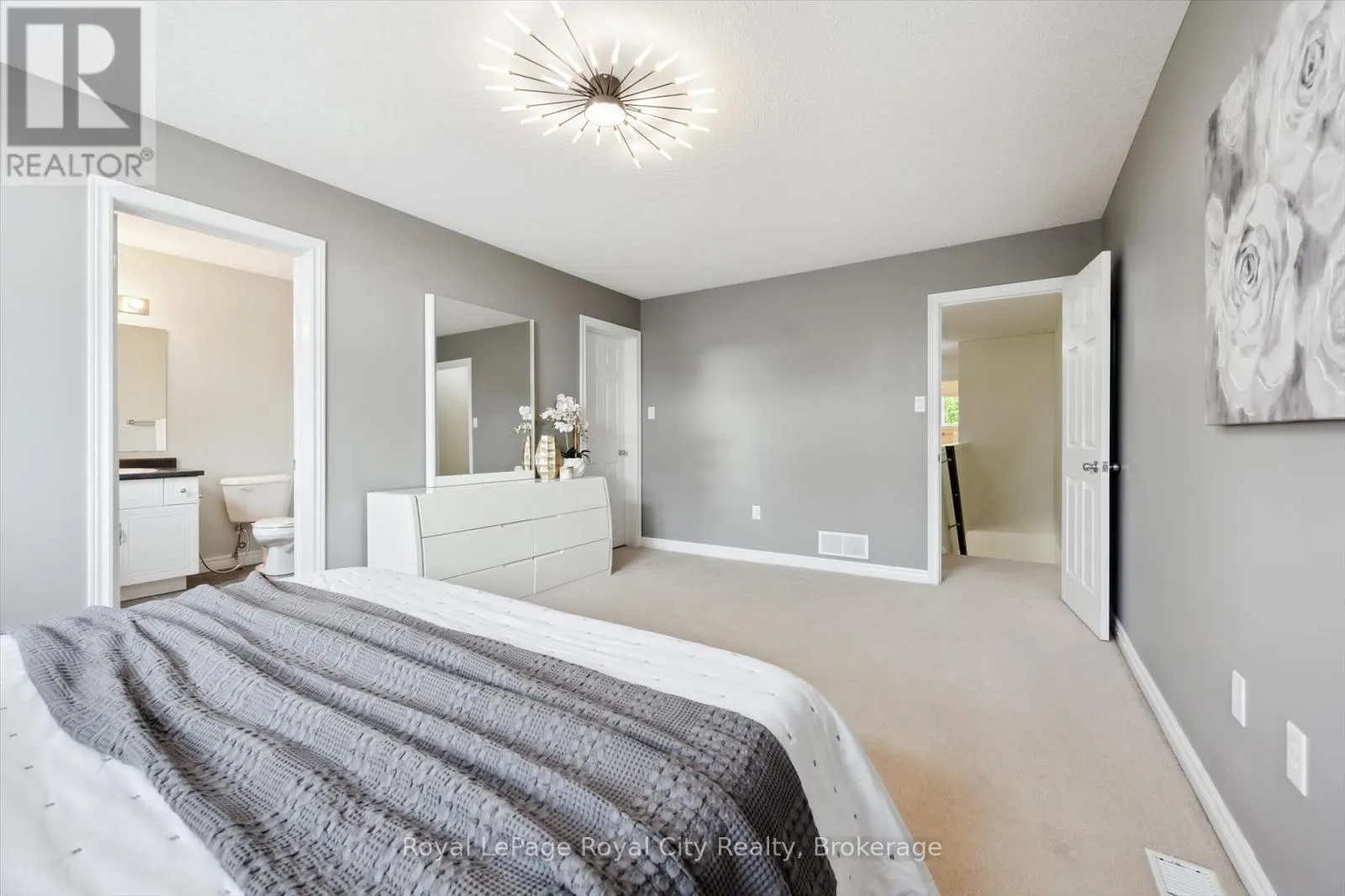 17 - 355 MACALISTER BOULEVARD, #17