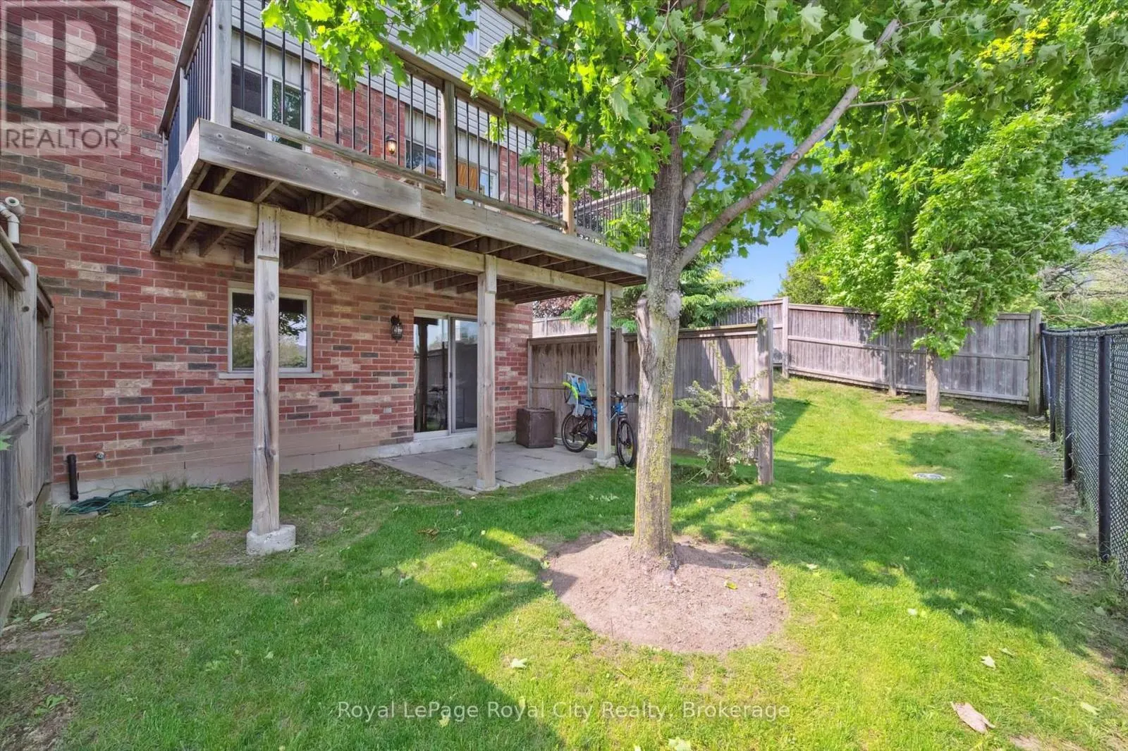 17 - 355 MACALISTER BOULEVARD, #17