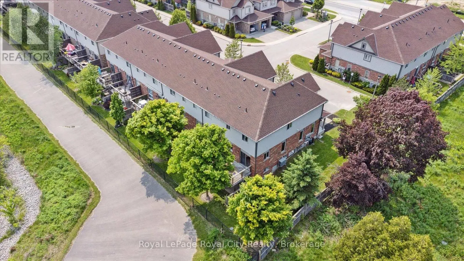 17 - 355 MACALISTER BOULEVARD, #17