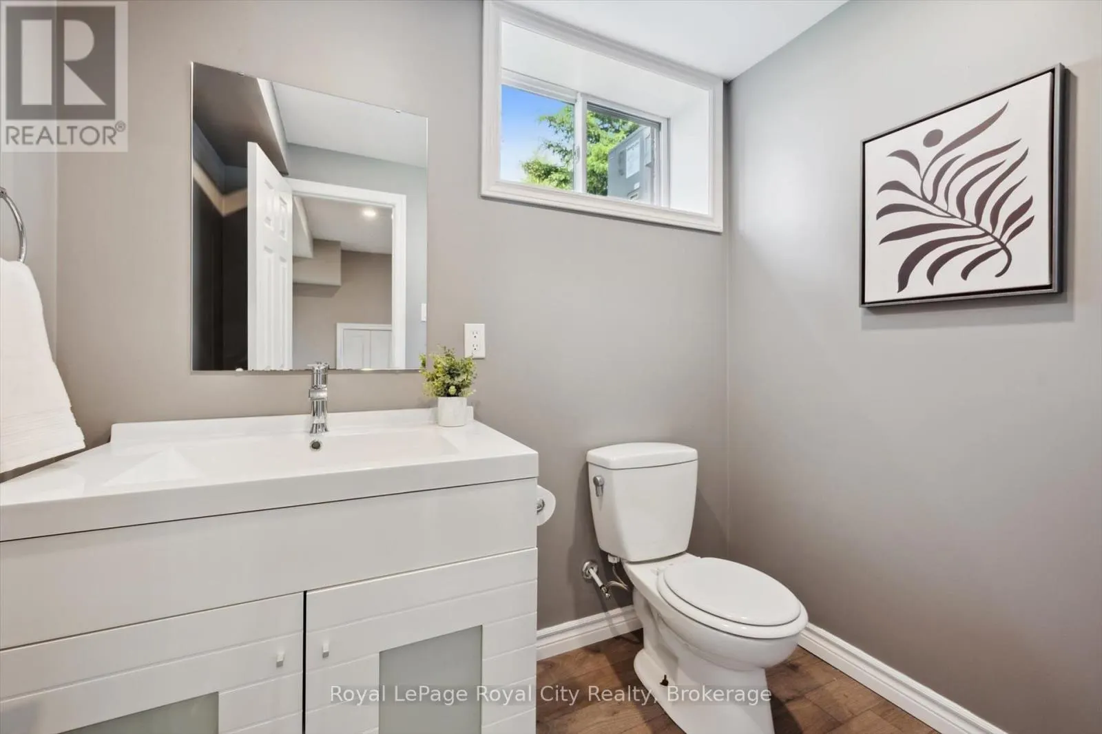 17 - 355 MACALISTER BOULEVARD, #17