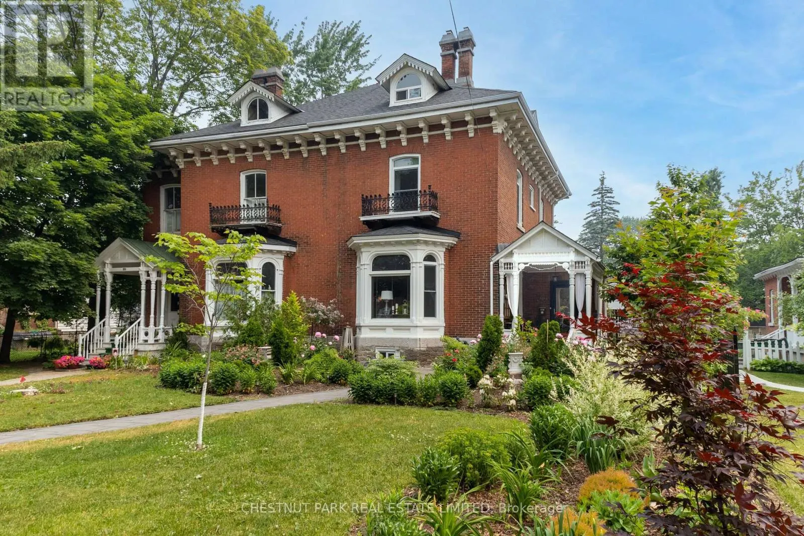 219 CHARLES STREET