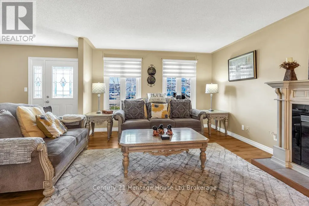 20 WOODCOCK DRIVE