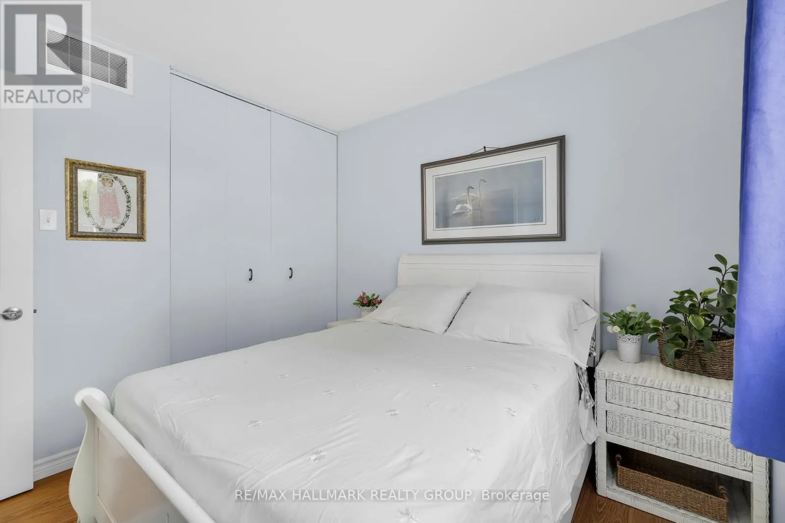 1182 QUEENSLAND PLACE