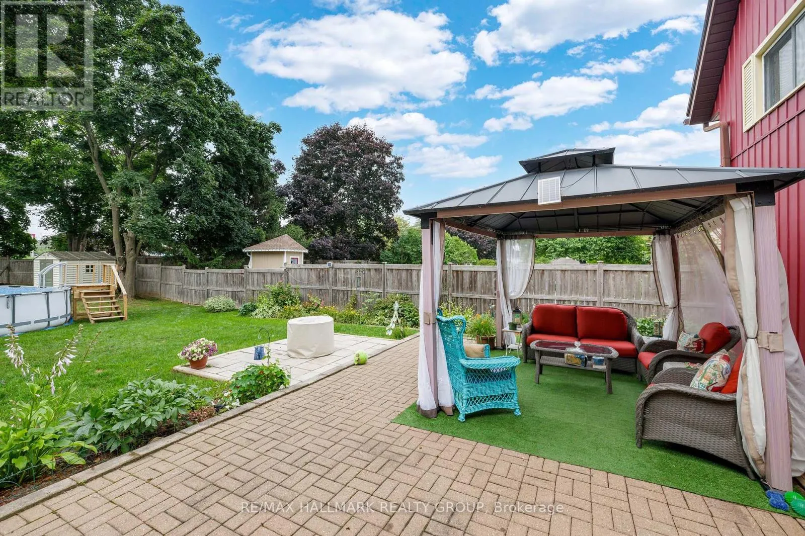 1182 QUEENSLAND PLACE