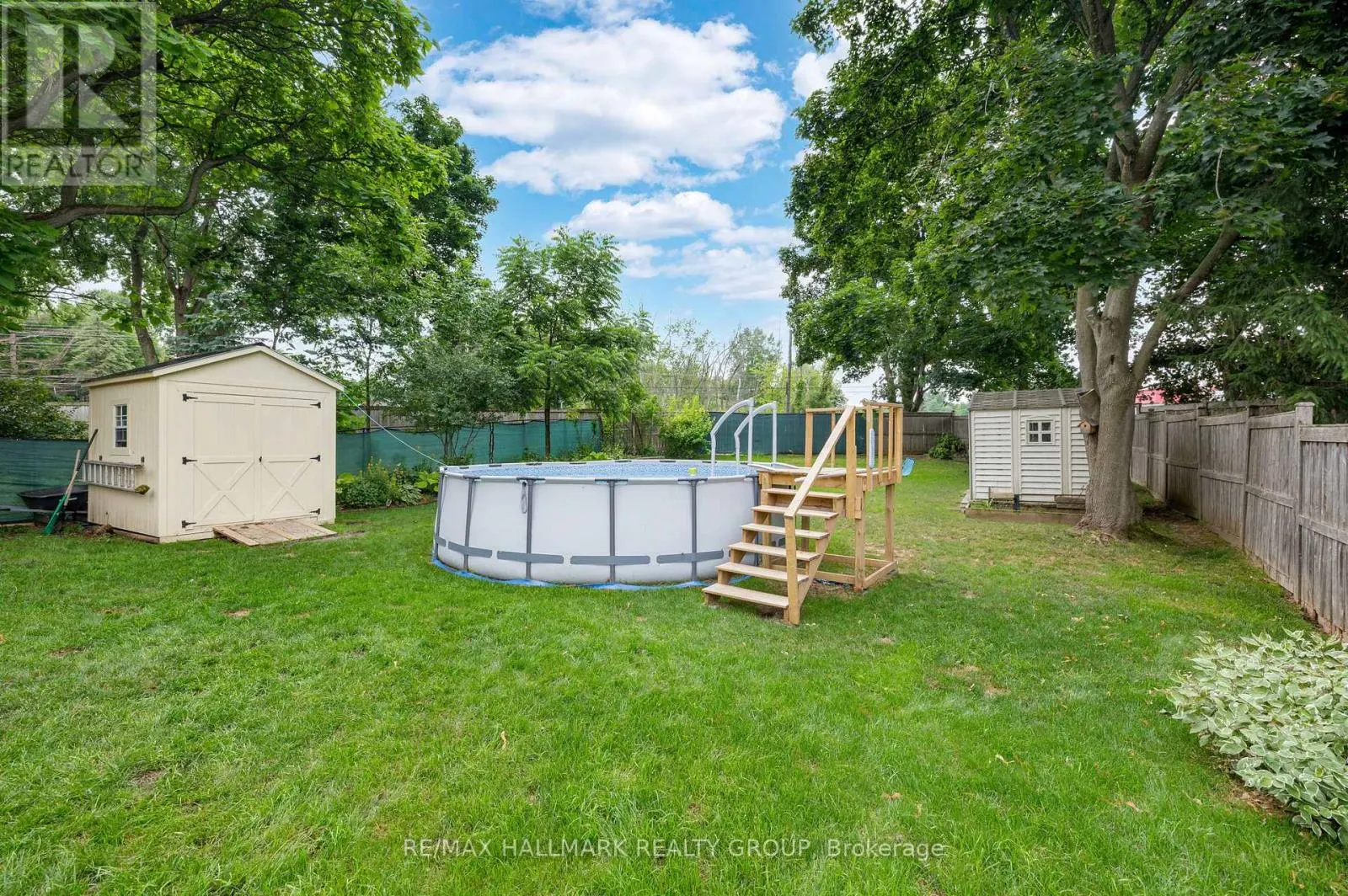 1182 QUEENSLAND PLACE