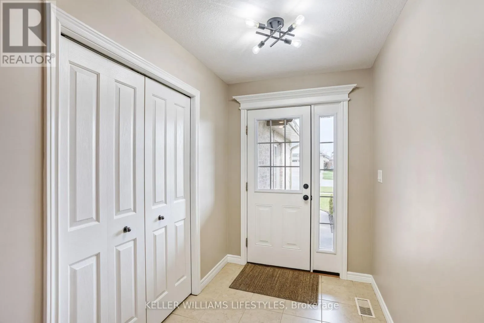 368 DARCY DRIVE