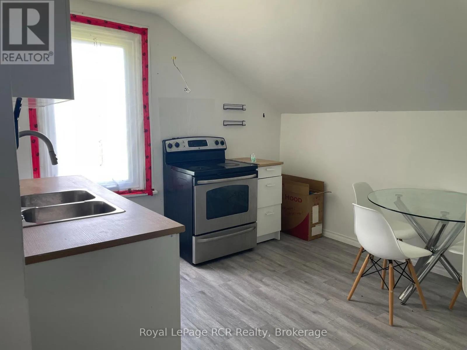 828254 MULMUR NOTTAWASAGA TOWNLINE
